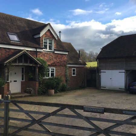 Field Cottage B&B Haywards Heath Exteriör bild